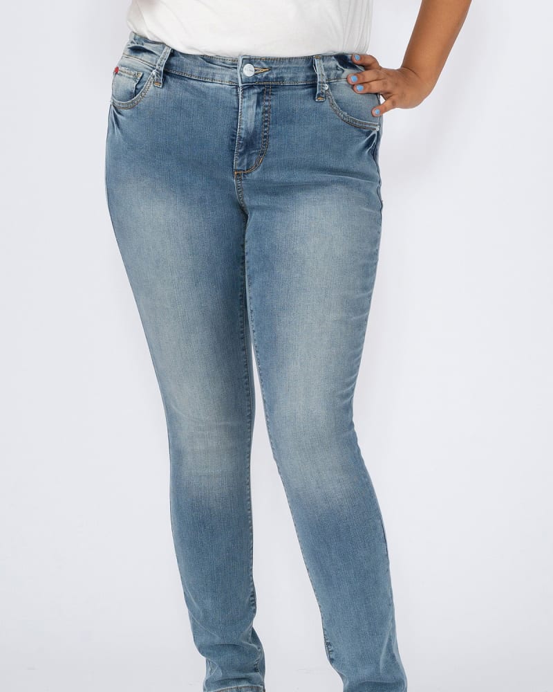 Front of a model wearing a size 14 High Rise Skinny - Briar in BRIAR by Slink Jeans. | dia_product_style_image_id:309451